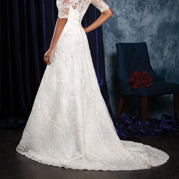 SAMPLE Alfred Angelo 1/2Sleeve Lace Wedding Dress, Ivory A-Line Off Shoulder - Picture 4 of 15